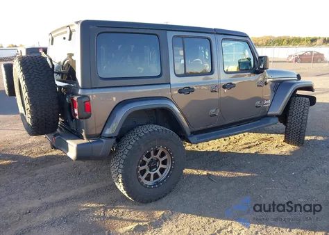 2018 Jeep Wrangler Unlimited Sahara 4X4 из США, поврежденный, VIN 1C4HJXEG2JW247016